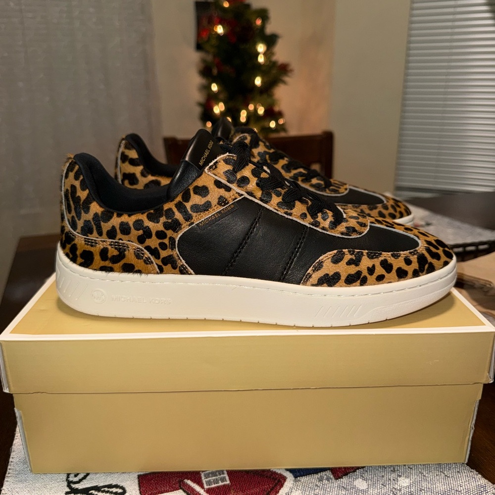 Michael Kors women’s Kai Lace Up Leopard Sneakers size 10 new ! - Picture 5 of 8